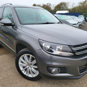 VOLKSWAGEN TIGUAN 2.0 TDi SE 170 5dr 2012 (12)