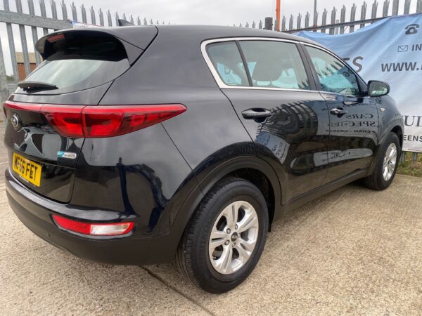 KIA SPORTAGE 1.7 CRDi ISG 1 5dr 2016 (66) - Image 6