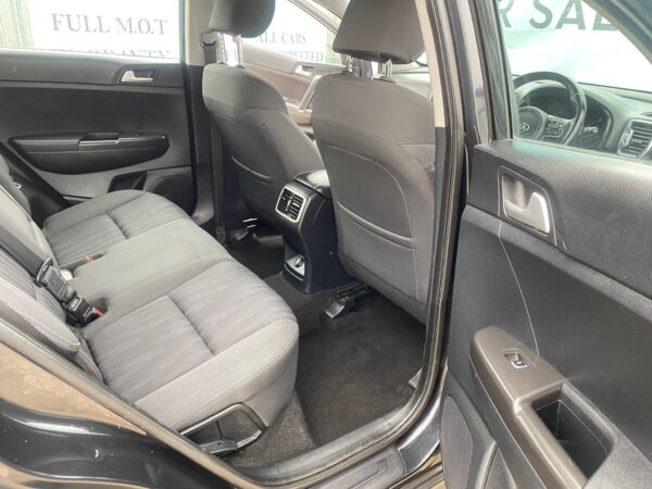 KIA SPORTAGE 1.7 CRDi ISG 1 5dr 2016 (66) - Image 17