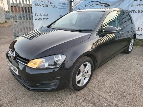 VOLKSWAGEN GOLF 1.6 TDI 105 Match 5dr 2014 (64) - Image 22