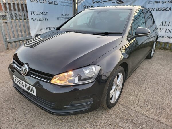 VOLKSWAGEN GOLF 1.6 TDI 105 Match 5dr 2014 (64) - Image 3