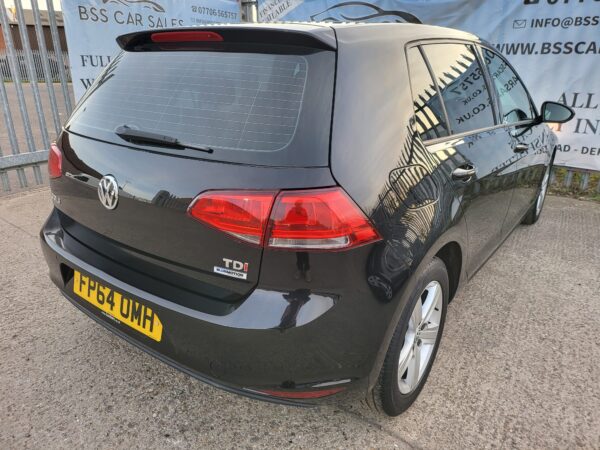VOLKSWAGEN GOLF 1.6 TDI 105 Match 5dr 2014 (64) - Image 6