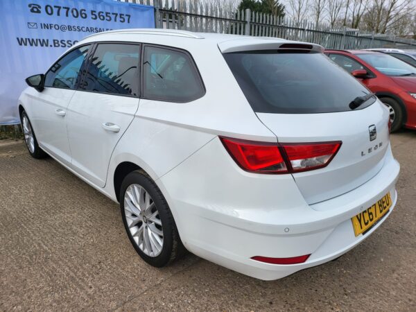 SEAT LEON 1.6 TDI SE Dynamic Technology 5dr 2017 (67) - Image 7