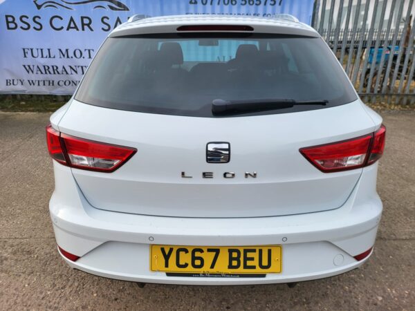 SEAT LEON 1.6 TDI SE Dynamic Technology 5dr 2017 (67) - Image 28