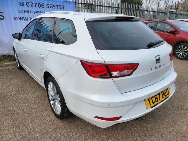 SEAT LEON 1.6 TDI SE Dynamic Technology 5dr 2017 (67) - Image 26