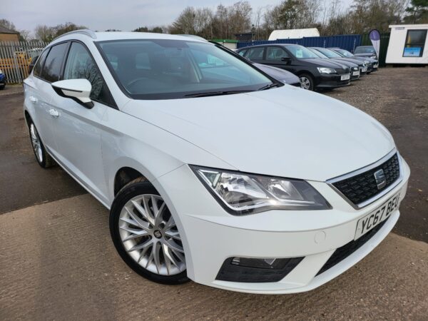 SEAT LEON 1.6 TDI SE Dynamic Technology 5dr 2017 (67)