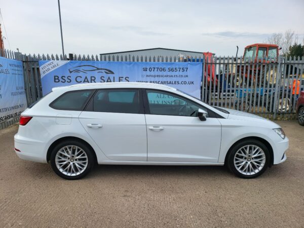 SEAT LEON 1.6 TDI SE Dynamic Technology 5dr 2017 (67) - Image 23