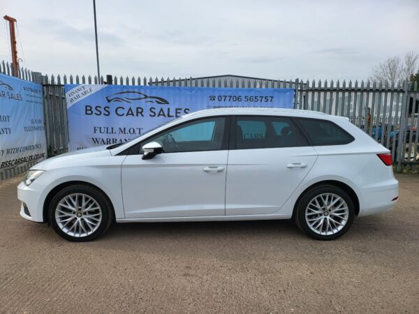SEAT LEON 1.6 TDI SE Dynamic Technology 5dr 2017 (67) - Image 5