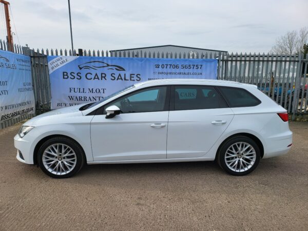 SEAT LEON 1.6 TDI SE Dynamic Technology 5dr 2017 (67) - Image 24