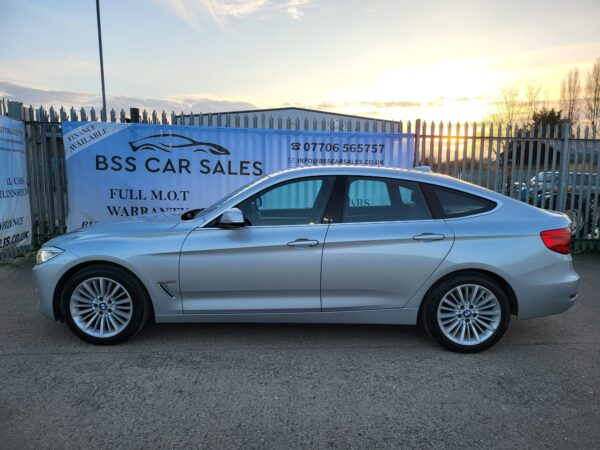 BMW 3 SERIES 320d Luxury 5dr Step Auto 2013 (13) - Image 5