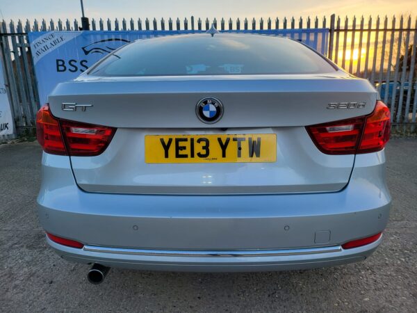 BMW 3 SERIES 320d Luxury 5dr Step Auto 2013 (13) - Image 28
