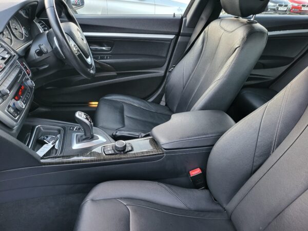 BMW 3 SERIES 320d Luxury 5dr Step Auto 2013 (13) - Image 15