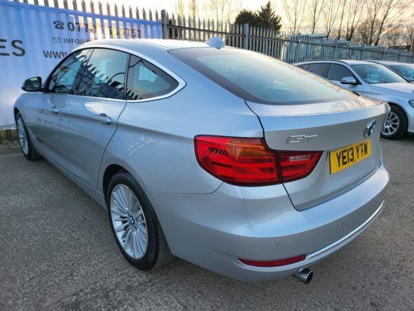 BMW 3 SERIES 320d Luxury 5dr Step Auto 2013 (13) - Image 7
