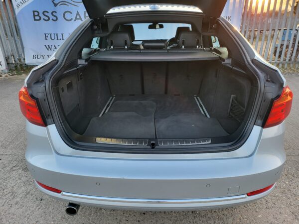 BMW 3 SERIES 320d Luxury 5dr Step Auto 2013 (13) - Image 11