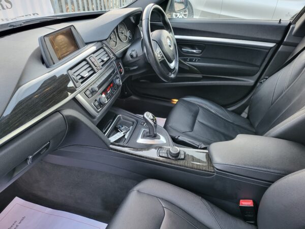 BMW 3 SERIES 320d Luxury 5dr Step Auto 2013 (13) - Image 14