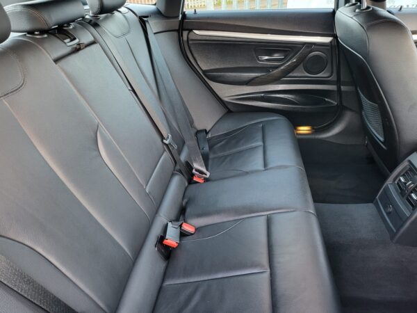 BMW 3 SERIES 320d Luxury 5dr Step Auto 2013 (13) - Image 17