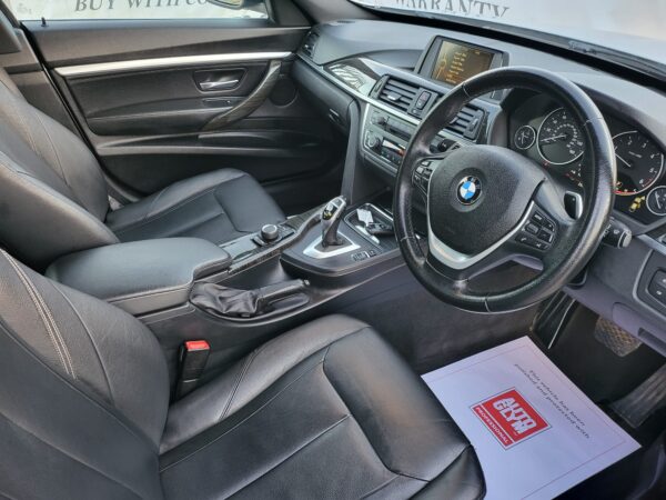 BMW 3 SERIES 320d Luxury 5dr Step Auto 2013 (13) - Image 12