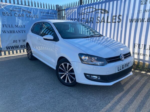 VOLKSWAGEN POLO 1.4 Match 5dr 2011 (61) - Image 10