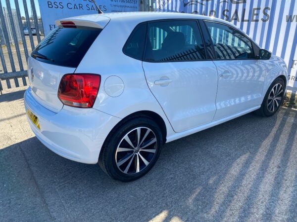 VOLKSWAGEN POLO 1.4 Match 5dr 2011 (61) - Image 6
