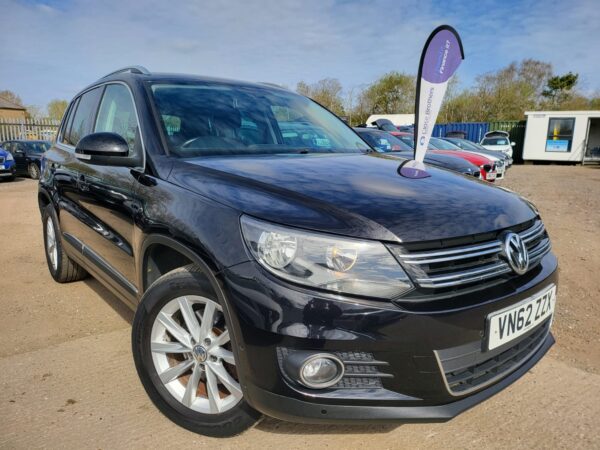 VOLKSWAGEN TIGUAN 2.0 TDi BlueMotion Tech SE 5dr [2WD] 2013 (62)