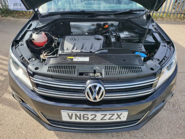 VOLKSWAGEN TIGUAN 2.0 TDi BlueMotion Tech SE 5dr [2WD] 2013 (62) - Image 10