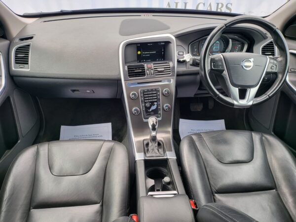 VOLVO XC60 D5 [215] SE Lux Nav 5dr AWD Geartronic 2013 (63) - Image 16
