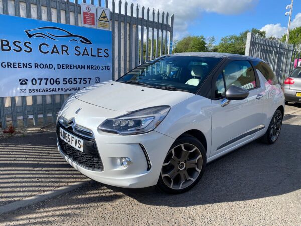 CITROEN DS 3 1.6 BlueHDi 120 Ultra Prestige 3dr 2015 (65) - Image 13