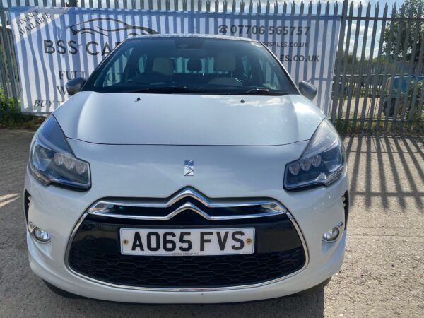 CITROEN DS 3 1.6 BlueHDi 120 Ultra Prestige 3dr 2015 (65) - Image 8