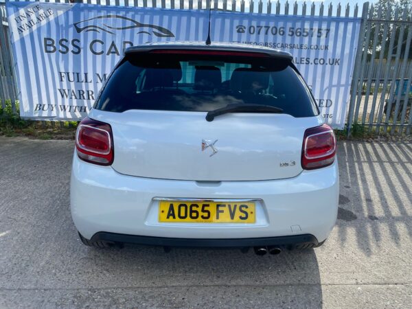 CITROEN DS 3 1.6 BlueHDi 120 Ultra Prestige 3dr 2015 (65) - Image 9