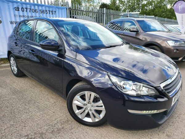 PEUGEOT 308 1.6 BlueHDi 100 Active 5dr 2016 (16) - Image 12