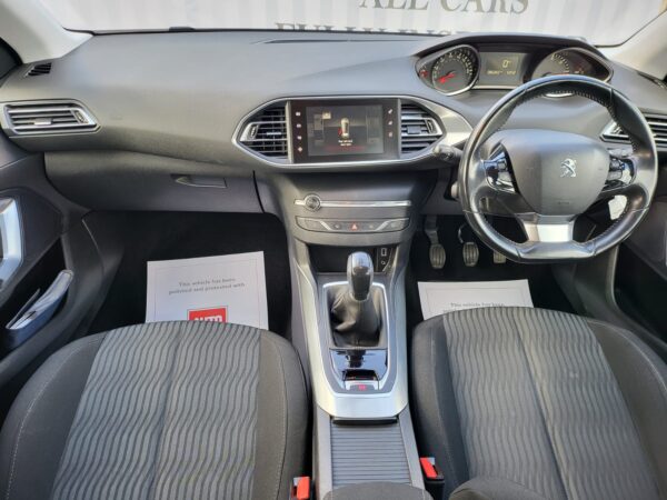 PEUGEOT 308 1.6 BlueHDi 100 Active 5dr 2016 (16) - Image 18