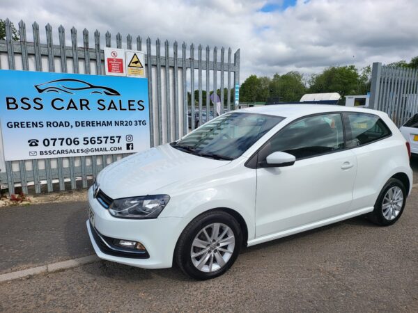 VOLKSWAGEN POLO 1.0 SE 3dr 2015 (65) - Image 13