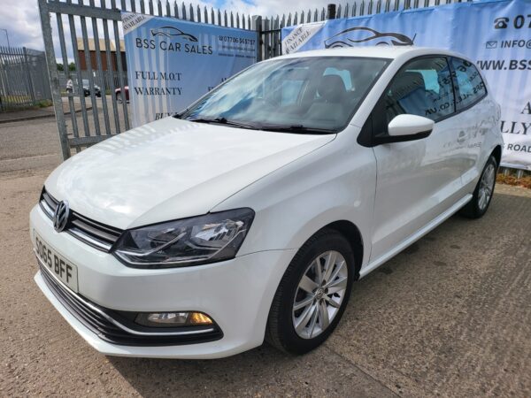 VOLKSWAGEN POLO 1.0 SE 3dr 2015 (65) - Image 22