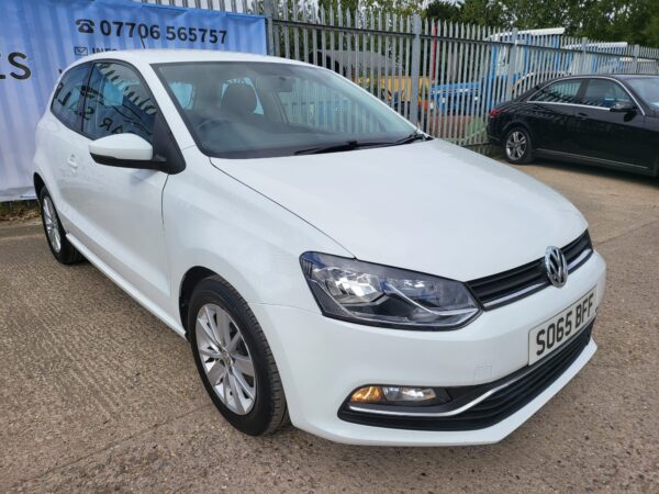 VOLKSWAGEN POLO 1.0 SE 3dr 2015 (65) - Image 21