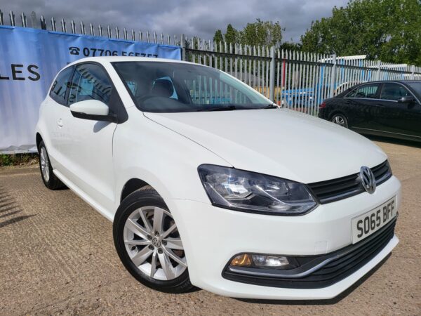 VOLKSWAGEN POLO 1.0 SE 3dr 2015 (65) - Image 12