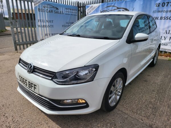 VOLKSWAGEN POLO 1.0 SE 3dr 2015 (65) - Image 3