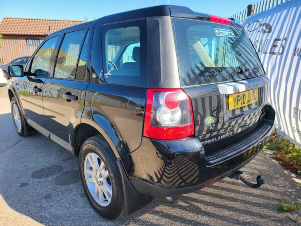 LAND ROVER FREELANDER 2.2 Td4 XS [Nav] 5dr Auto 2010 (10) - Image 26