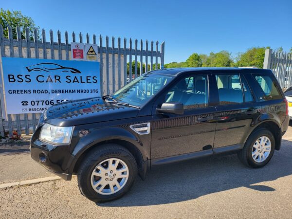 LAND ROVER FREELANDER 2.2 Td4 XS [Nav] 5dr Auto 2010 (10) - Image 30