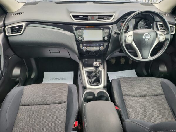 NISSAN QASHQAI 1.5 dCi Acenta Premium 5dr 2014 (64) - Image 18