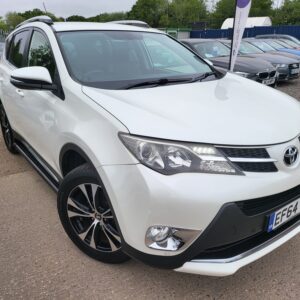 TOYOTA RAV 4 2.2 D-CAT Invincible 5dr Auto 2015 (64)