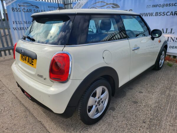 MINI HATCHBACK 1.5 One D 3dr 2014 (14) - Image 6