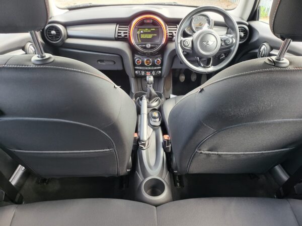 MINI HATCHBACK 1.5 One D 3dr 2014 (14) - Image 18