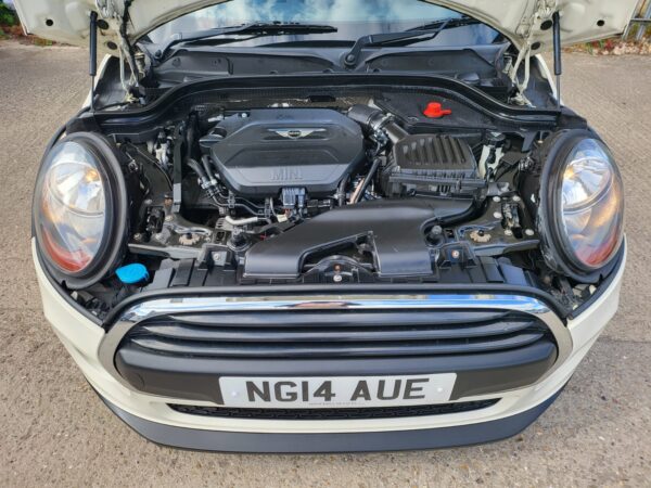 MINI HATCHBACK 1.5 One D 3dr 2014 (14) - Image 10
