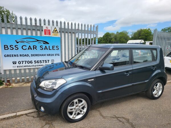 KIA SOUL 1.6 CRDi 2 5dr Auto 2010 (60) - Image 13