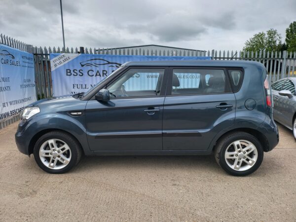 KIA SOUL 1.6 CRDi 2 5dr Auto 2010 (60) - Image 26