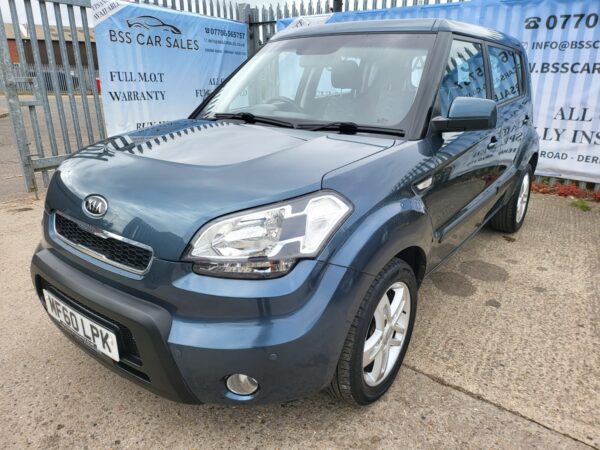 KIA SOUL 1.6 CRDi 2 5dr Auto 2010 (60) - Image 3