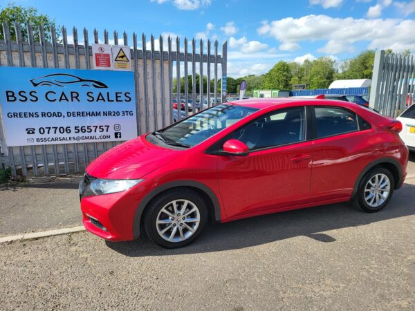 HONDA CIVIC 2.2 i-DTEC ES 5dr 2012 (62) - Image 13