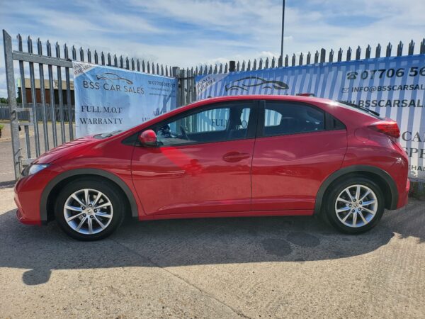 HONDA CIVIC 2.2 i-DTEC ES 5dr 2012 (62) - Image 5