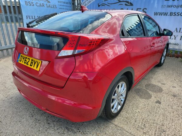 HONDA CIVIC 2.2 i-DTEC ES 5dr 2012 (62) - Image 27