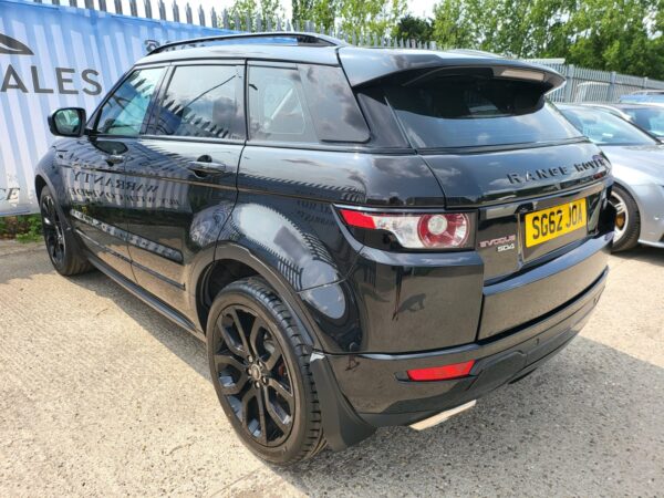 LAND ROVER RANGE ROVER EVOQUE 2.2 SD4 Dynamic 5dr Auto [Lux Pack] 2012 (62) - Image 29